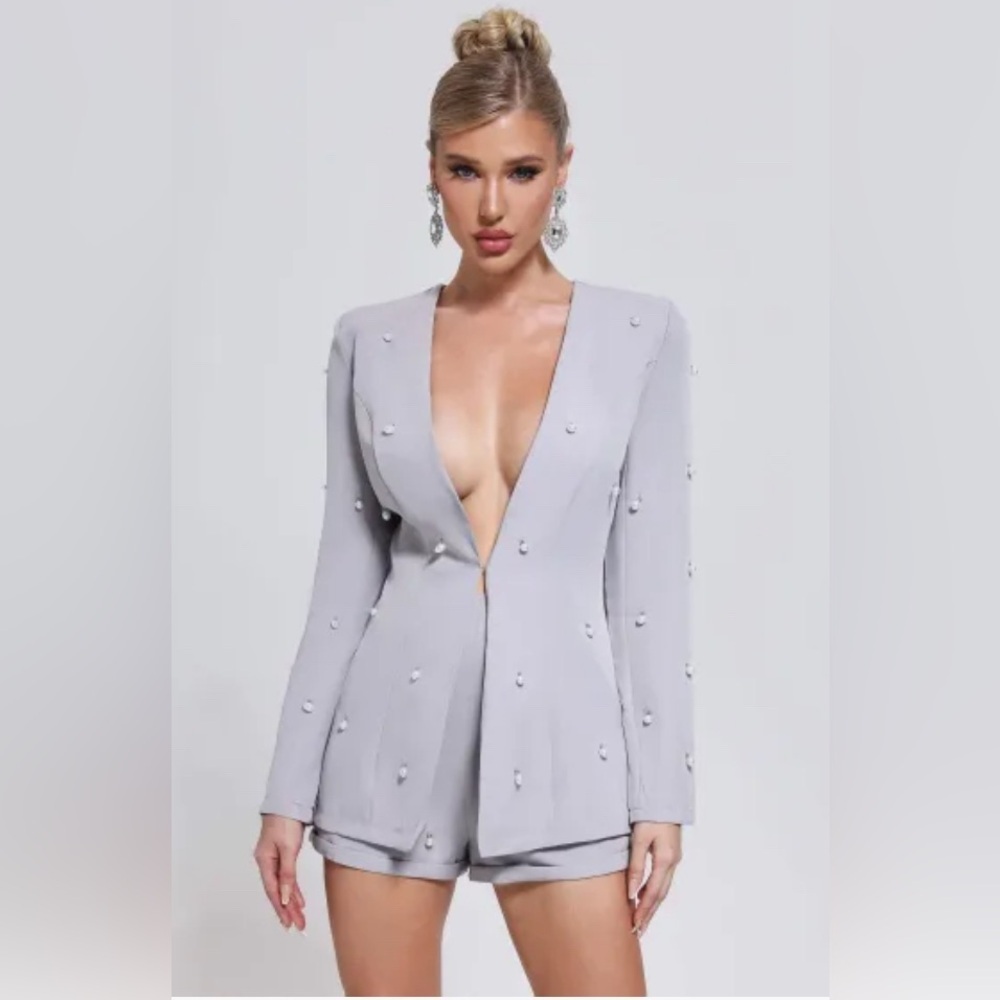 Chic Light Gray Women's Blazer with Embellishments and shorts